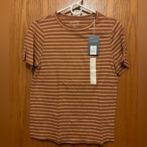 Universal thread womens brown stripe basic top size xs new with tags - Picture 1 of 2